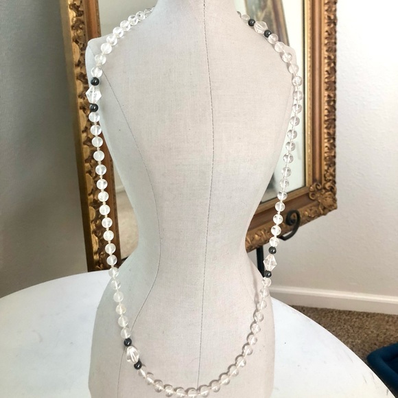 Vintage Glass Bead Necklace & Rose Quartz Earrings - Picture 4 of 9